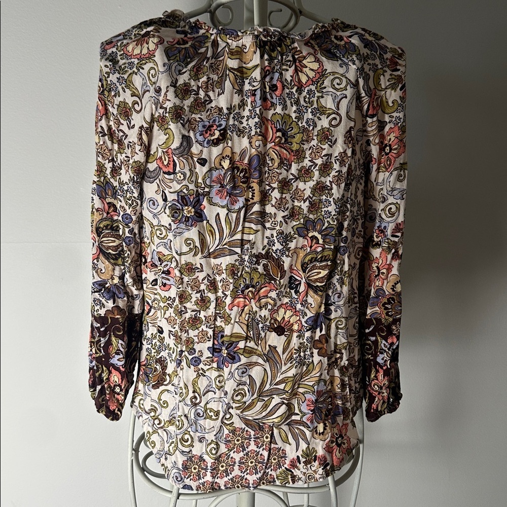 Lovestitch Multicolor Floral Top - Picture 4 of 5